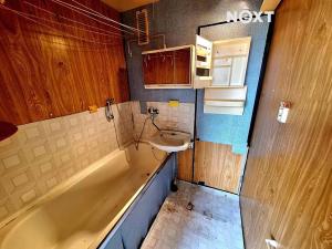 Prodej bytu 3+1, Hostinné, Sídliště, 71 m2
