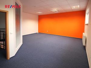 Pronájem obchodního prostoru, Kolín, Pod Hroby, 103 m2