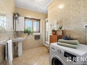 Prodej rodinného domu, Praha - Dolní Počernice, Jana Bílka, 301 m2