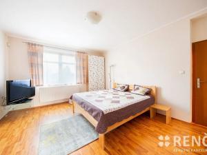 Prodej rodinného domu, Praha - Dolní Počernice, Jana Bílka, 301 m2