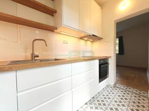 Pronájem bytu 2+kk, Praha - Strašnice, Krupská, 46 m2