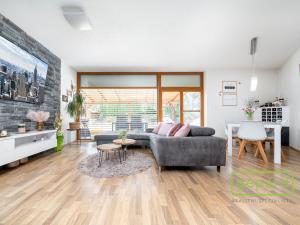 Prodej bytu 4+kk, Mníšek pod Brdy, Ke škole, 188 m2