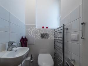 Pronájem bytu 2+kk, Praha - Vysočany, Novovysočanská, 52 m2