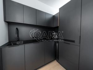 Pronájem bytu 1+kk, Praha - Smíchov, U Lihovaru, 29 m2