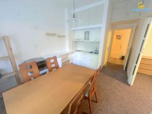 Pronájem bytu 2+kk, Praha - Libeň, Kubišova, 40 m2