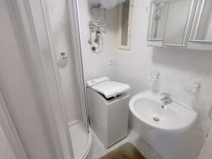 Pronájem bytu 2+kk, Praha - Libeň, Kubišova, 40 m2
