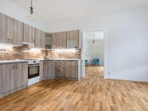 Pronájem bytu 2+kk, Praha, 60 m2