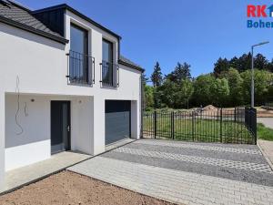 Prodej rodinného domu, Chocerady, 142 m2