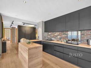 Prodej bytu 4+kk, Praha - Vršovice, Vršovická, 162 m2
