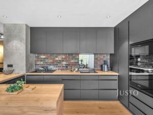 Prodej bytu 4+kk, Praha - Vršovice, Vršovická, 162 m2