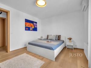 Prodej bytu 4+kk, Praha - Vršovice, Vršovická, 162 m2