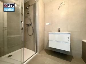 Pronájem bytu 3+kk, Plzeň, Kartónová, 77 m2