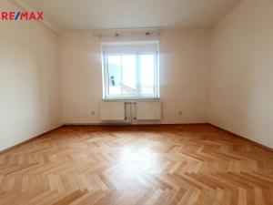 Pronájem bytu 3+1, Kladno - Kročehlavy, Skalní, 119 m2