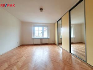 Pronájem bytu 3+1, Kladno - Kročehlavy, Skalní, 119 m2
