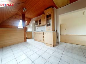 Pronájem bytu 3+1, Kladno - Kročehlavy, Skalní, 119 m2