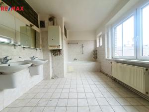 Pronájem bytu 3+1, Kladno - Kročehlavy, Skalní, 119 m2