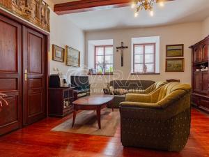 Prodej vícegeneračního domu, Paračov, 388 m2