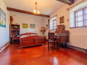 Prodej vícegeneračního domu, Paračov, 388 m2