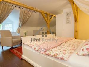Prodej ubytování, Nové Hrady, 1000 m2