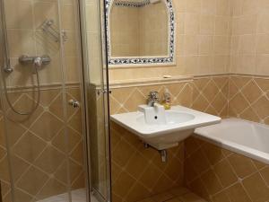 Pronájem bytu 3+kk, Praha - Záběhlice, Choceradská, 84 m2