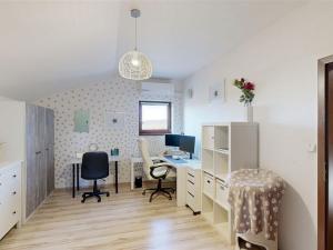 Prodej rodinného domu, Beroun - Beroun-Zavadilka, Cajthamlova, 550 m2