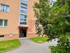 Pronájem bytu 3+1, Praha - Břevnov, Šantrochova, 71 m2