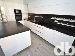 Prodej bytu 3+kk, Karlovy Vary, Kosmonautů, 110 m2