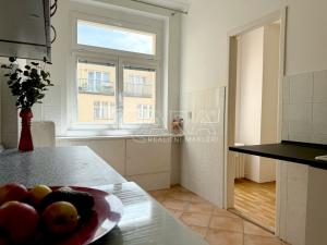 Pronájem bytu 3+1, Praha - Nové Město, Lannova, 94 m2