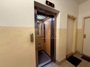 Pronájem bytu 3+1, Praha - Nové Město, Lannova, 94 m2