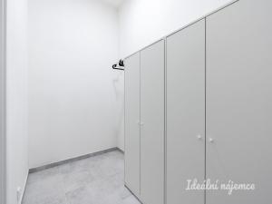 Pronájem bytu 2+kk, Praha - Kyje, Za černým mostem, 65 m2
