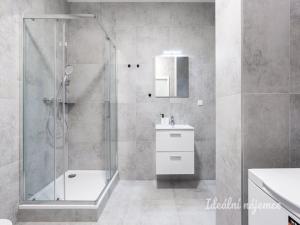 Pronájem bytu 2+kk, Praha - Kyje, Za černým mostem, 65 m2