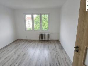 Pronájem bytu 3+1, Cheb, U Stadionu, 76 m2