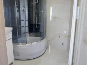 Pronájem bytu 3+1, Cheb, U Stadionu, 76 m2