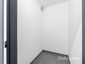 Pronájem bytu 2+kk, Praha - Bohnice, Pekařova, 47 m2