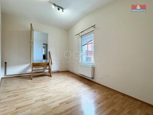 Pronájem bytu 3+kk, Karlovy Vary - Stará Role, Závodu míru, 74 m2