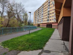 Pronájem bytu 2+1, Chomutov, Bezručova, 63 m2