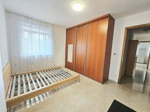 Pronájem bytu 2+1, Praha - Břevnov, Loutkářská, 73 m2