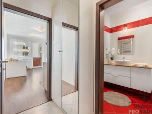 Prodej bytu 1+kk, Praha - Horní Měcholupy, Mantovská, 36 m2