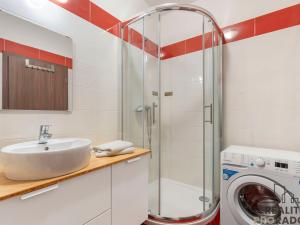 Prodej bytu 1+kk, Praha - Horní Měcholupy, Mantovská, 36 m2