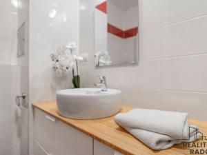 Prodej bytu 1+kk, Praha - Horní Měcholupy, Mantovská, 36 m2
