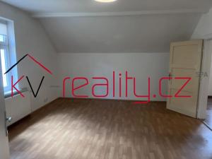 Pronájem bytu 2+1, Karlovy Vary, Kamenického, 65 m2