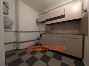 Pronájem kanceláře, Ostrava - Poruba, náměstí Boženy Němcové, 49 m2