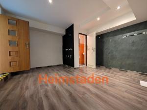Pronájem kanceláře, Ostrava - Poruba, náměstí Boženy Němcové, 49 m2