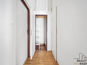 Pronájem obchodního prostoru, Pardubice, Sladkovského, 76 m2