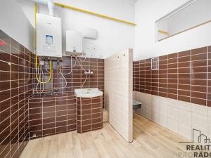 Pronájem obchodního prostoru, Pardubice, Sladkovského, 76 m2