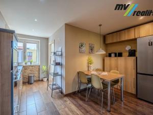 Prodej bytu 3+1, Zbůch, V Sídlišti, 63 m2
