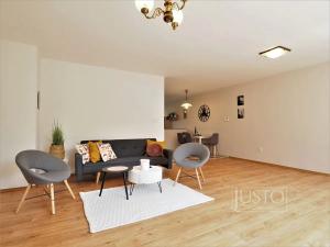 Prodej rodinného domu, Písek, Na Pakšovce, 284 m2