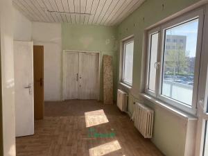 Pronájem obchodního prostoru, Beroun, Havlíčkova, 98 m2