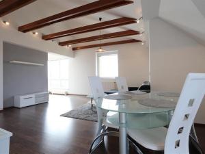 Pronájem bytu 3+kk, Brno, Bednářova, 79 m2