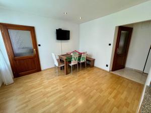 Prodej bytu 3+kk, Louny, Emila Filly, 66 m2